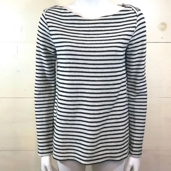 Banana Republic Textured navy/cream striped knit top (size S) - Picture 2 of 9